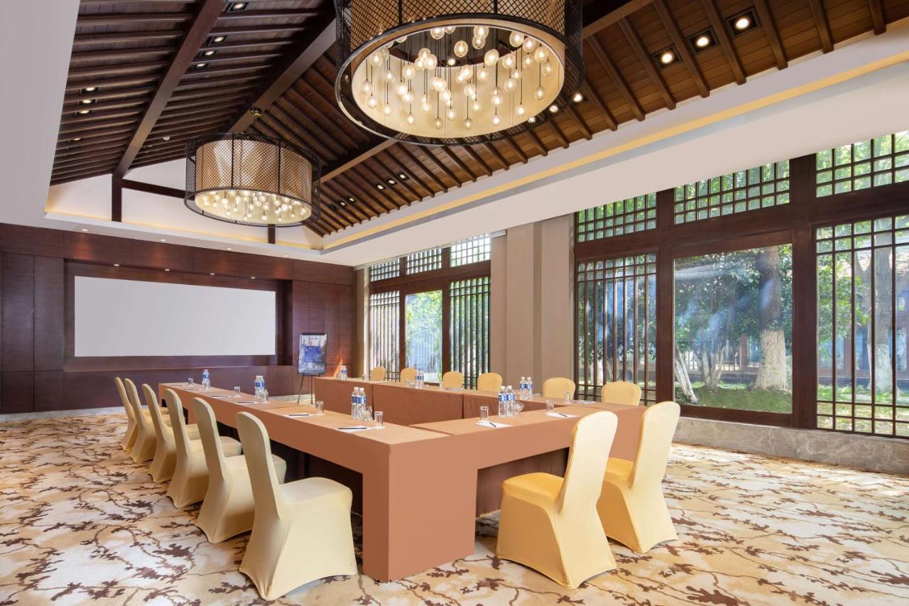 Radisson Blu Resort Wetland Park Wuxi  Exterior photo